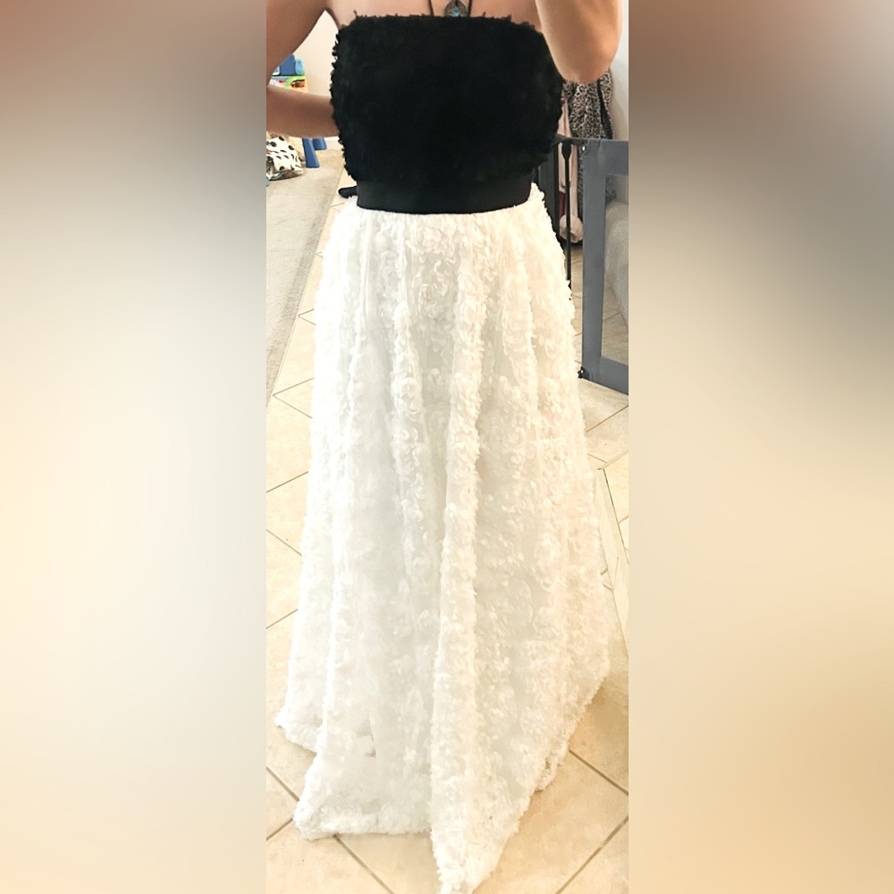 Adrianna Papell dress 10 New Bought at Bloomingdale's